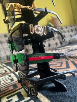 Slnečné okuliare zbierka 5 ks + stojan