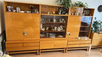 Retro obývačková stena v top stave