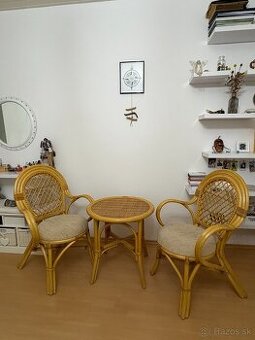 Ratanový naábytok + svietidlá