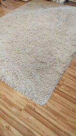 Chlpatý koberec shaggy