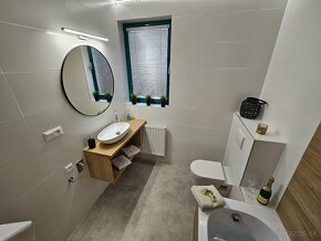 Veľkometrážny byt 84m2 (parkovacie státie+záhrada)Novostavba