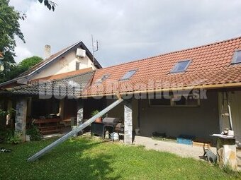 Viacgeneračný priestranný dom po kompletnej rekonštrukcii ,