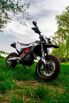 KTM SMC 690 R