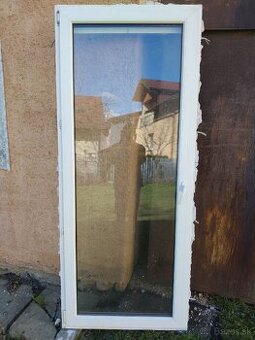 Plastové dvere