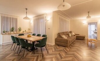 Dvojgeneračný štýlovo zariadený rod. dom - Mosonmagyaróvár
