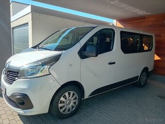 RENAULT TRAFIC 9-miestny rok výroby 2015