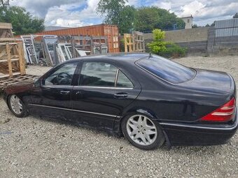 Mercedes Benz W220 s 400 L V8
