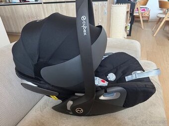 Cybex Cloud Z i-size so základňou