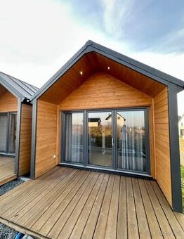 CELOROČNÝ MOBILNÝ DOM V ROZMERE 7x3,5 + 1m terasa - 1