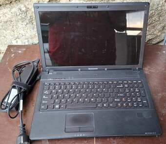 15.6" Lenovo G565 AMD A9 10GB / 256GB SSD - 1
