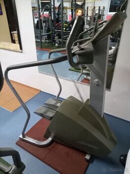Stepper life fitness