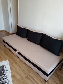 Veľmi pekná elegantná  nová pohovka