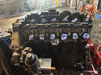 bmw E60 E61 535D 3.0 M57 306D4 motor 272hp