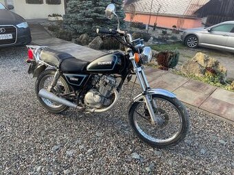 Suzuki gn 125