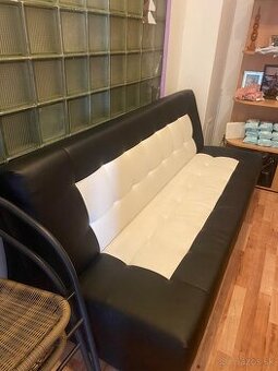 Rozkladací kožený gauč