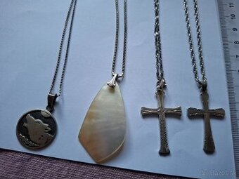 Strieborné retiazky s príveskami