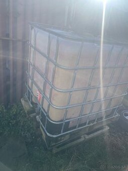 IBC nádrž 1000 litrov