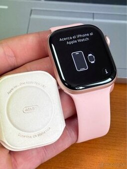 Apple Watch 11 46mm Rose Gold - rok záruka, malý skrabanec