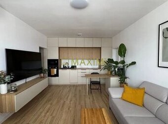 Kompletne zrekonštruovaný 3-izbový byt na ulici Narcisová v - 1