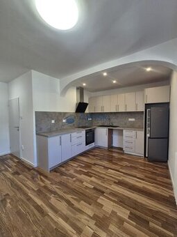 2 izbový byt na prenájom v cene 690,- Eur vrátane energií