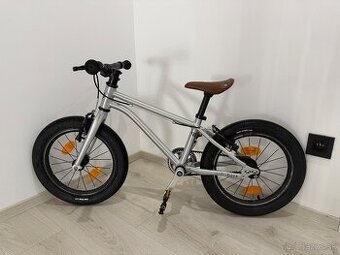 Early Rider 16 silver