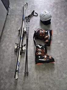 Lyže, palice, topánky
