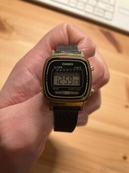 Dámske Digitálne Hodinky CASIO LA670WE