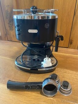 De’Longhi Icona Vintage ECO310.BK – pákový kávovar
