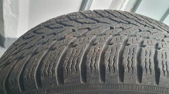 Nokian Tyres WR Snowproof 215/55 R17
