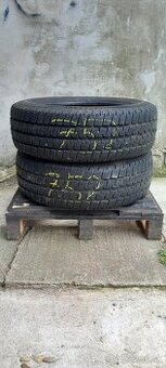 Zimne ceckove nakladne pneu 205/65 r16 C