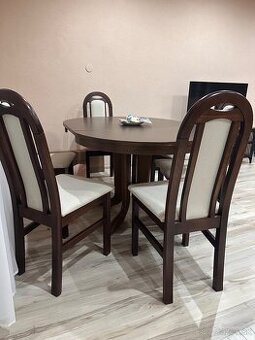 Jedálenská zostava