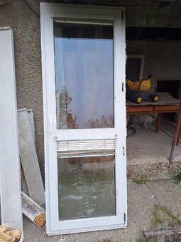 Predam plastove okna.