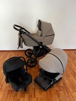 Mini Bazárik Žilina predá Roan Coss kočík 3v1