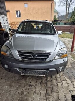 Kia sorento 2.5 crdi 125 kw predam diely