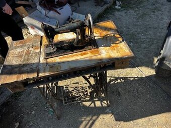 Bobbin šijací stroj