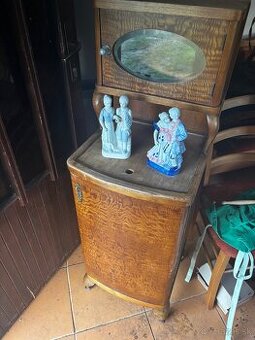 Starožitné stolíky