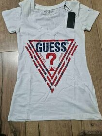 Nové dámske tričko Guess veľkosť M bieločervené s kamienkami