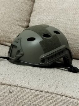 Helma fast