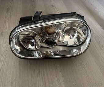Vw golf 4 predný ľavý svetlomet