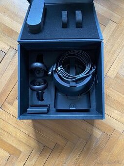 Ovládače k Oculus Rift S