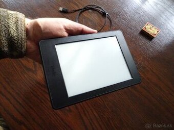Predám elektronickú čítačku kníh-digitálnu zn.KINDLE