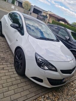 Predam Opel Astra GTC 1,4T AUTOMAT