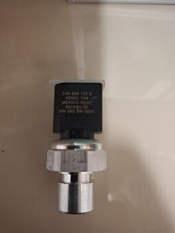 Snimac tlaku klimatizacie VW 5Q0959 126 B