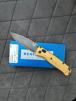 Benchmade bugout 535