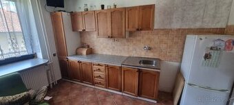 Staršia kuchynská linka