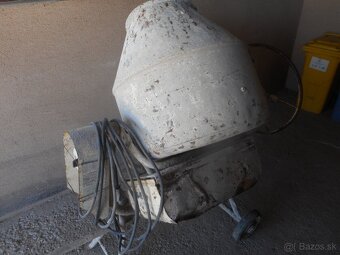 Stavebna miesacka SM 150