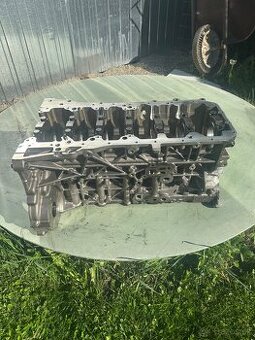 BMW N57D30A blok