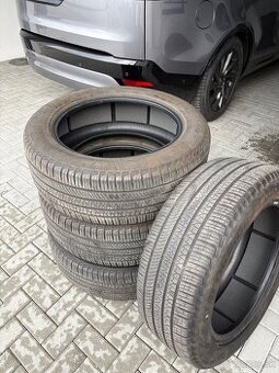 255/55 r20