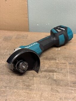 AKU uhlová brúska Makita