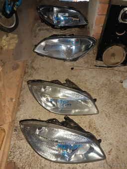 skoda fabia 2 svetlo reflektor lampa